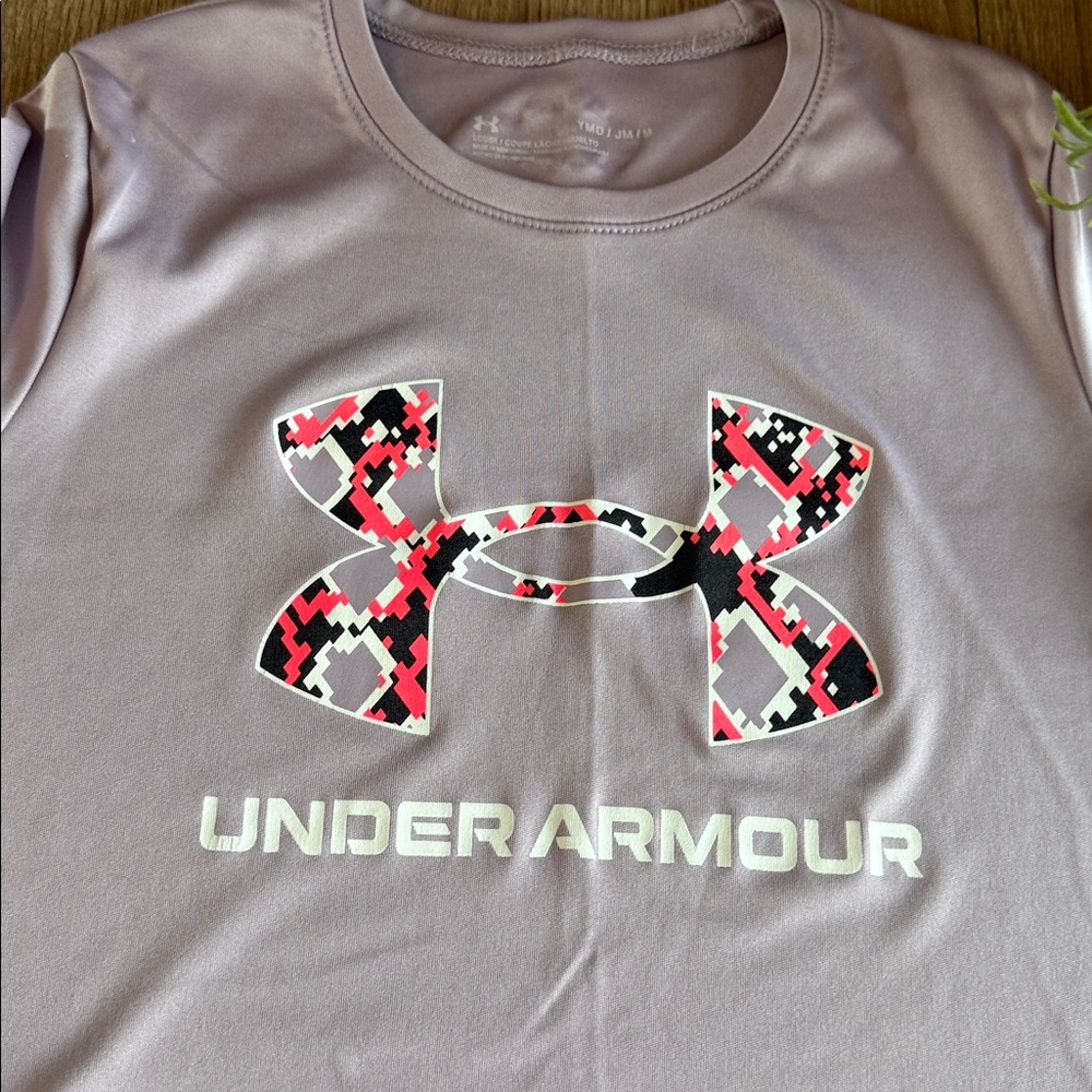 ((4 PIECE)) UNDER ARMOUR GIRLS TEE BUNDLE SIZE MEDIUM ALL EEEUC - Picture 5 of 5